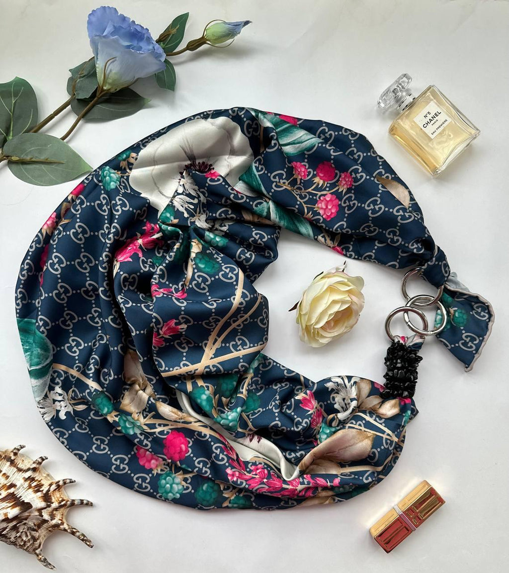 Дизайнерська шовкова хустка «Французький шик» з натуральним агатом — My Scarf
